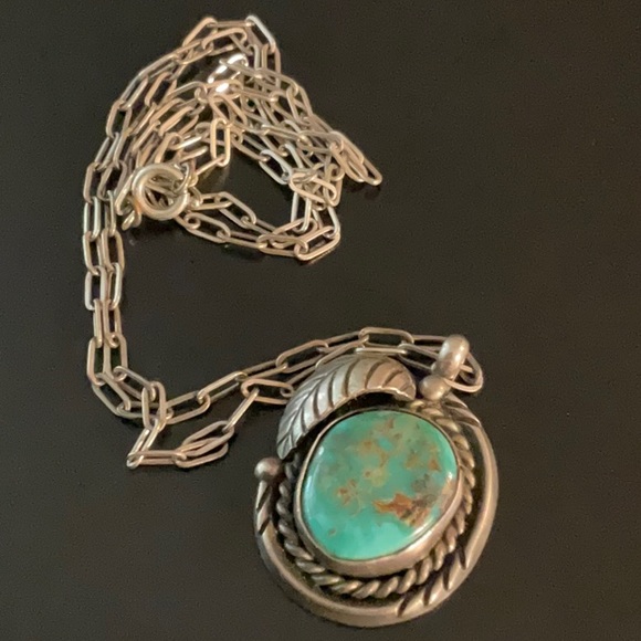 Native American Sterling Silver Elongated Turquoise Cabochon Necklace 12” chain - Picture 2 of 4